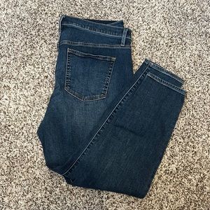 Gap True Skinny Jeans